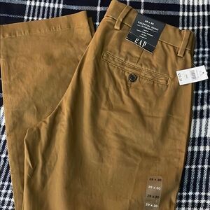 GAP Tan Chinos Classic Style